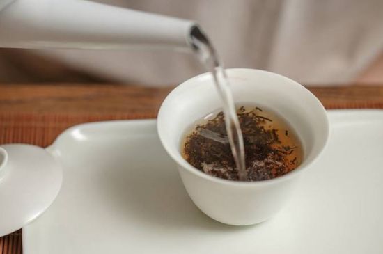 各類茶的注水方式，不同的茶泡茶時怎么注水