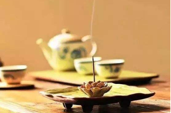 綠茶碧螺春怎么泡簡易步驟，沖泡碧螺春的十二步驟口訣