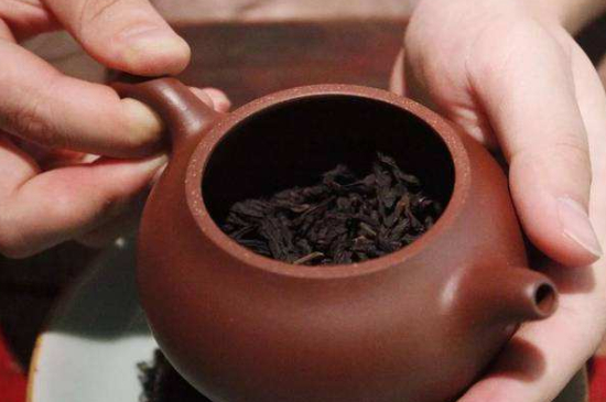 什么泥料的紫砂壺沖泡肉桂，武夷巖茶肉桂用哪種紫砂壺好？