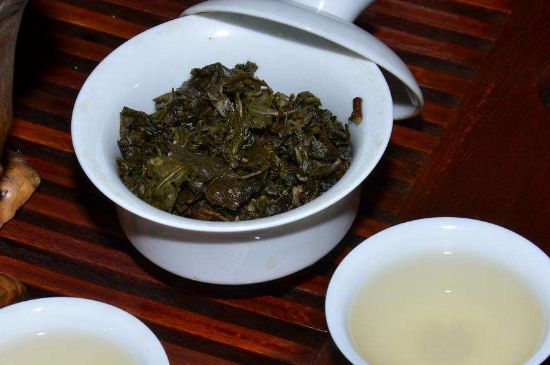 烏龍茶沖泡時(shí)間是多久，怎樣泡烏龍茶