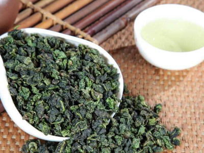 鐵觀音的泡法，水溫100°C最佳第一泡不能喝