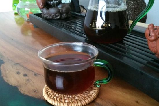 正常下一斤茶葉能喝多久，一個人一般一個月喝多少茶葉