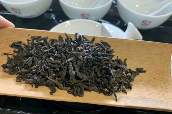200一斤的茶葉算不算好，兩百一斤買的是中低檔茶