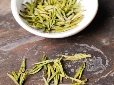 白茶品質(zhì)如何區(qū)分，白茶的優(yōu)劣質(zhì)量辨別方法