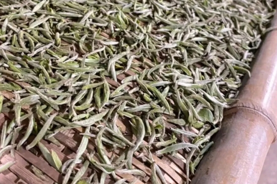 過(guò)期茶葉的八大妙用，過(guò)期的陳茶葉還能干什么用？