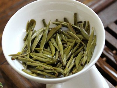 白毫銀針放幾年最好，白毫銀針什么年份最好？