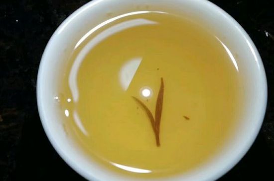 好壞金駿眉圖片對比，怎么挑選金駿眉茶葉