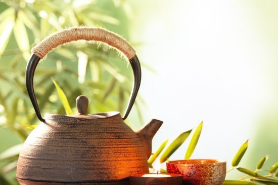 <a href=http://www.hb0335.com/chaju/jinshu/ target=_blank class=infotextkey>日本鐵壺</a>怎么開壺，新鐵壺開壺方法