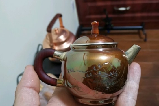 常見的七大材質(zhì)的茶具優(yōu)缺點(diǎn)，用什么材質(zhì)的茶具泡茶最好？