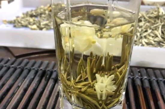 茉莉花花茶能煮嗎，喝茉莉花茶適合煮好還是泡好？