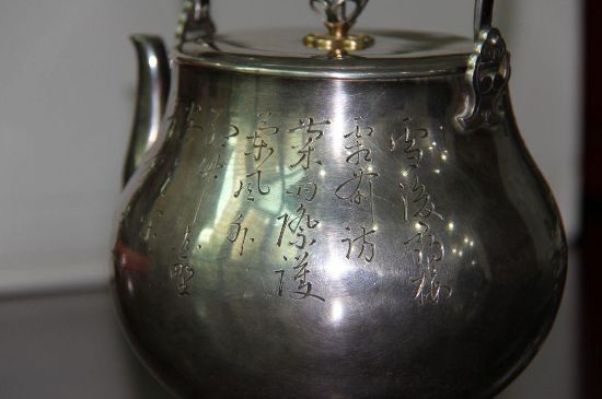 銀壺泡茶后為什么會變黑，銀壺內(nèi)膽發(fā)黑怎么辦