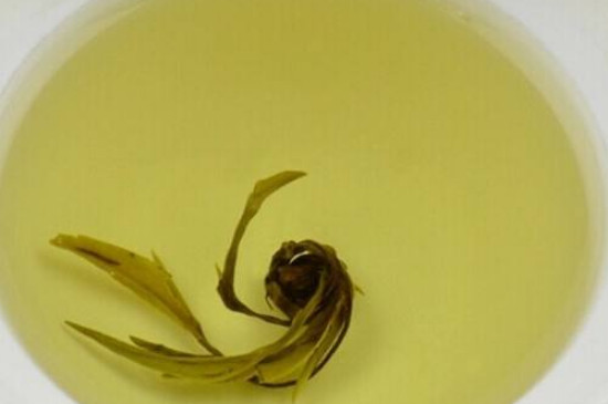 茉莉龍珠茶男人能喝嗎，男性夏季可以喝龍珠茶嗎