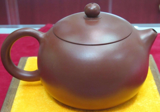 宜興紫砂壺四大經(jīng)典壺型叫什么，傳統(tǒng)紫砂四大名壺介紹