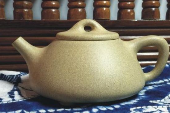 本山綠泥怎么分辨真假，真正的本山綠泥紫砂壺怎么鑒別？