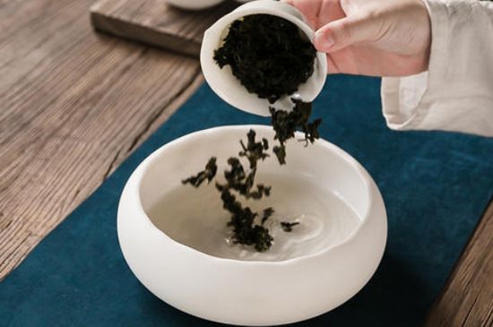 茶洗與茶盂區(qū)別圖片，怎樣使用茶盂和茶洗