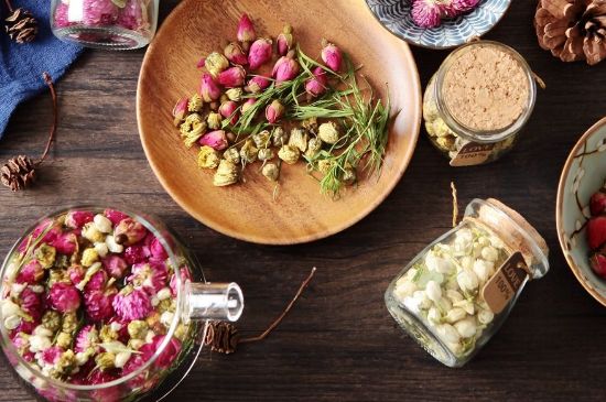 茉莉花和什么在一起喝好，茉莉花喝什么茶搭配？