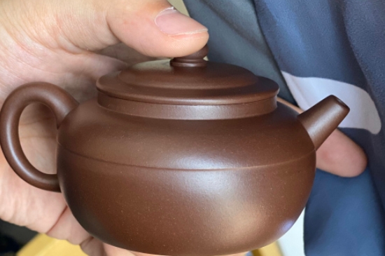 新買的紫砂壺為什么會裂，真的紫砂壺是不是很容易開裂？