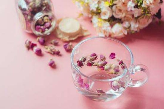 玫瑰花茶是應該煮還是蒸，玫瑰花茶是不是煮一下效果更好？