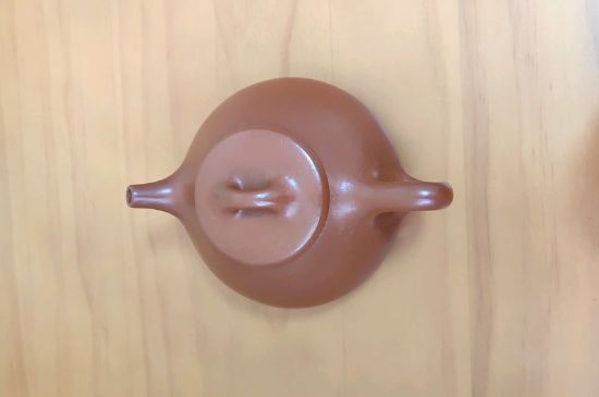 正宗紫砂壺多少錢一套，一套正宗宜興紫砂壺什么價格