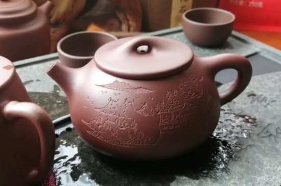 紫砂開壺和不開壺的區(qū)別，<a href=http://www.hb0335.com/chaju/zisha/ target=_blank class=infotextkey>紫砂壺開壺</a>的正確方法及開壺建議