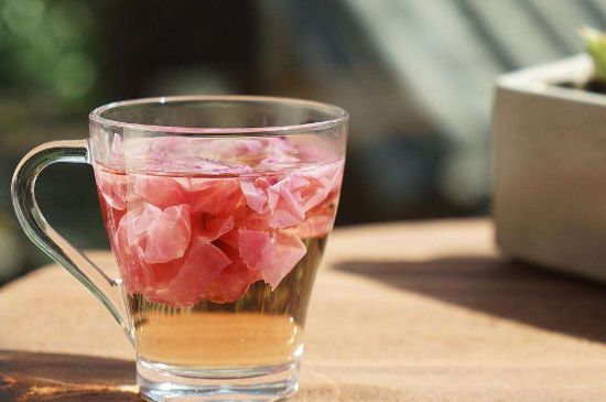 玫瑰花茶和什么搭配好，玫瑰花茶的搭配大全！
