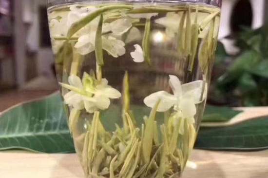 茉莉銀針適合什么人喝，茉莉銀針茶有什么功效