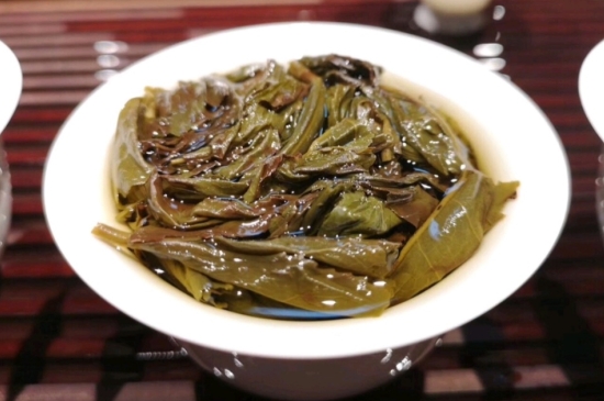 長期喝巖茶會(huì)上火嗎？巖茶這樣喝了容易上火！