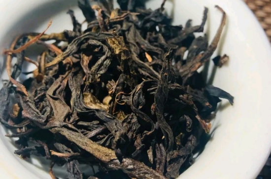 長期喝巖茶會(huì)上火嗎？巖茶這樣喝了容易上火！