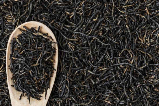 紅茶放置10年還能喝嗎，多年過期紅茶居然還能喝？