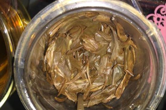 金駿眉有幾個(gè)品種分哪幾個(gè)級別？按茶樹劃分5個(gè)等級！