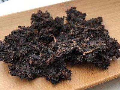 黑茶的功效與作用，長期喝黑茶有什么功效？