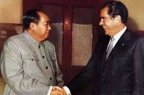 母樹(shù)大紅袍給誰(shuí)喝了，為什么母樹(shù)大紅袍叫三棵六株？