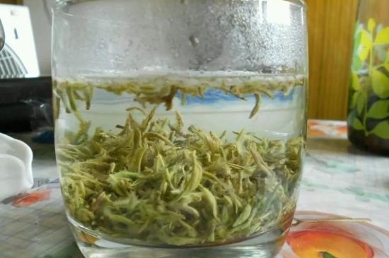 碧螺春為什么泡水渾濁，碧螺春茶葉泡水感覺很臟是混濁的