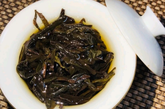 長期喝巖茶會(huì)上火嗎？巖茶這樣喝了容易上火！