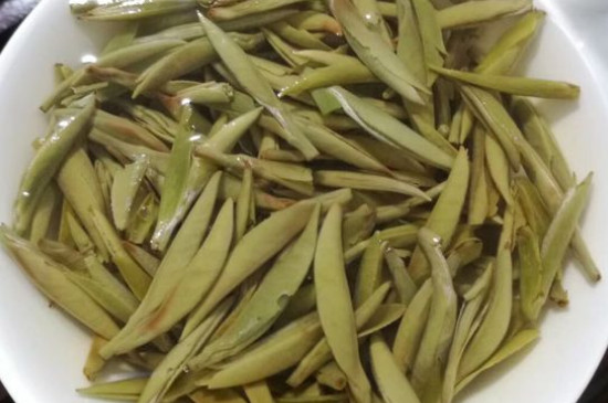 白毫銀針年份久的有什么香，陳年白毫銀針的香氣