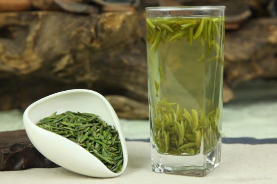 竹葉青和雀舌哪個貴，竹葉青茶貴嗎？