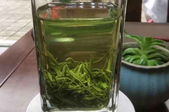 綠茶放了三年還能喝嗎，綠茶放久了喝了會怎樣