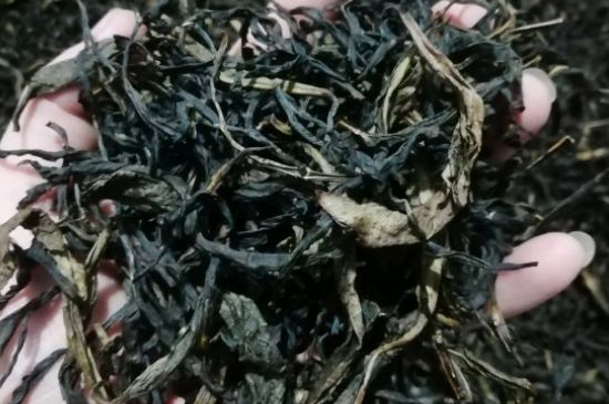 蜜蘭香好還是鴨屎香好，鳳凰單叢茶蜜蘭香和鴨屎香特點(diǎn)有哪些？