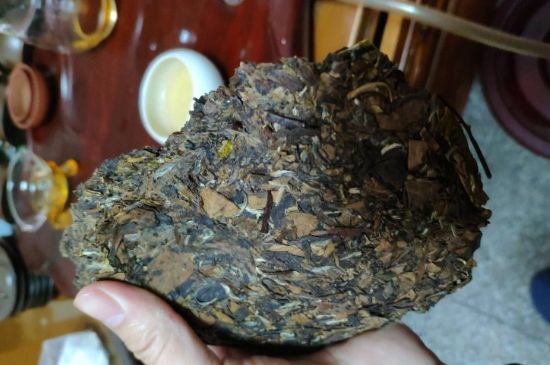 7年壽眉和2年白牡丹哪個(gè)好，老白茶壽眉與白牡丹的口感區(qū)別