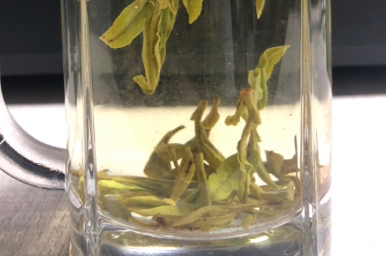 西湖龍井茶頭采和二采區(qū)別，明前龍井一采和二采什么味道？